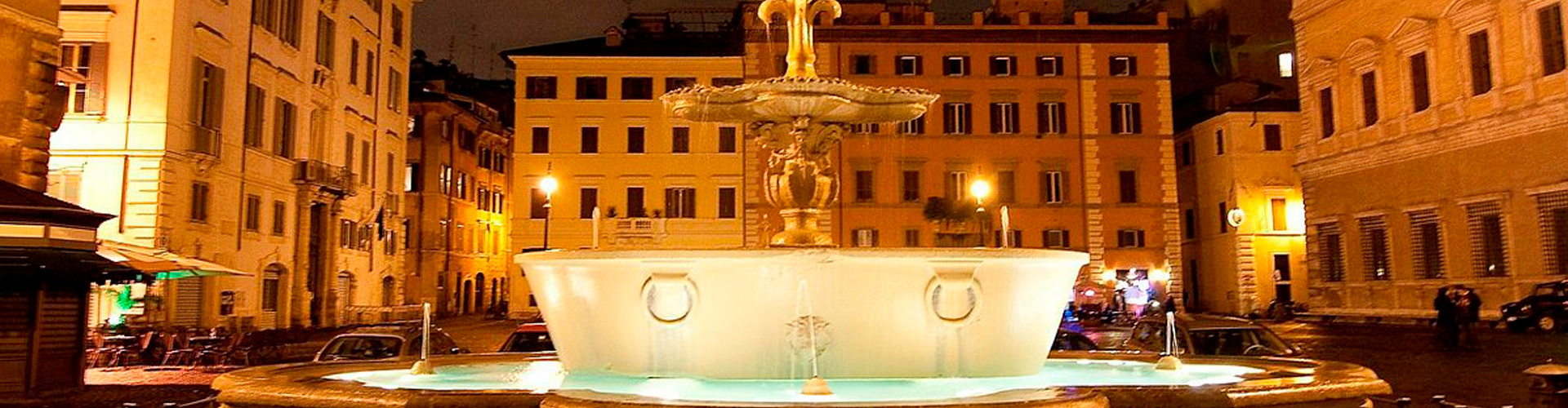 Piazza_farnese_roma_farnesehouse